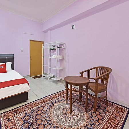 Oyo 90551 Zn Mix Homestay & Roomstay Kampung Raja Exterior photo