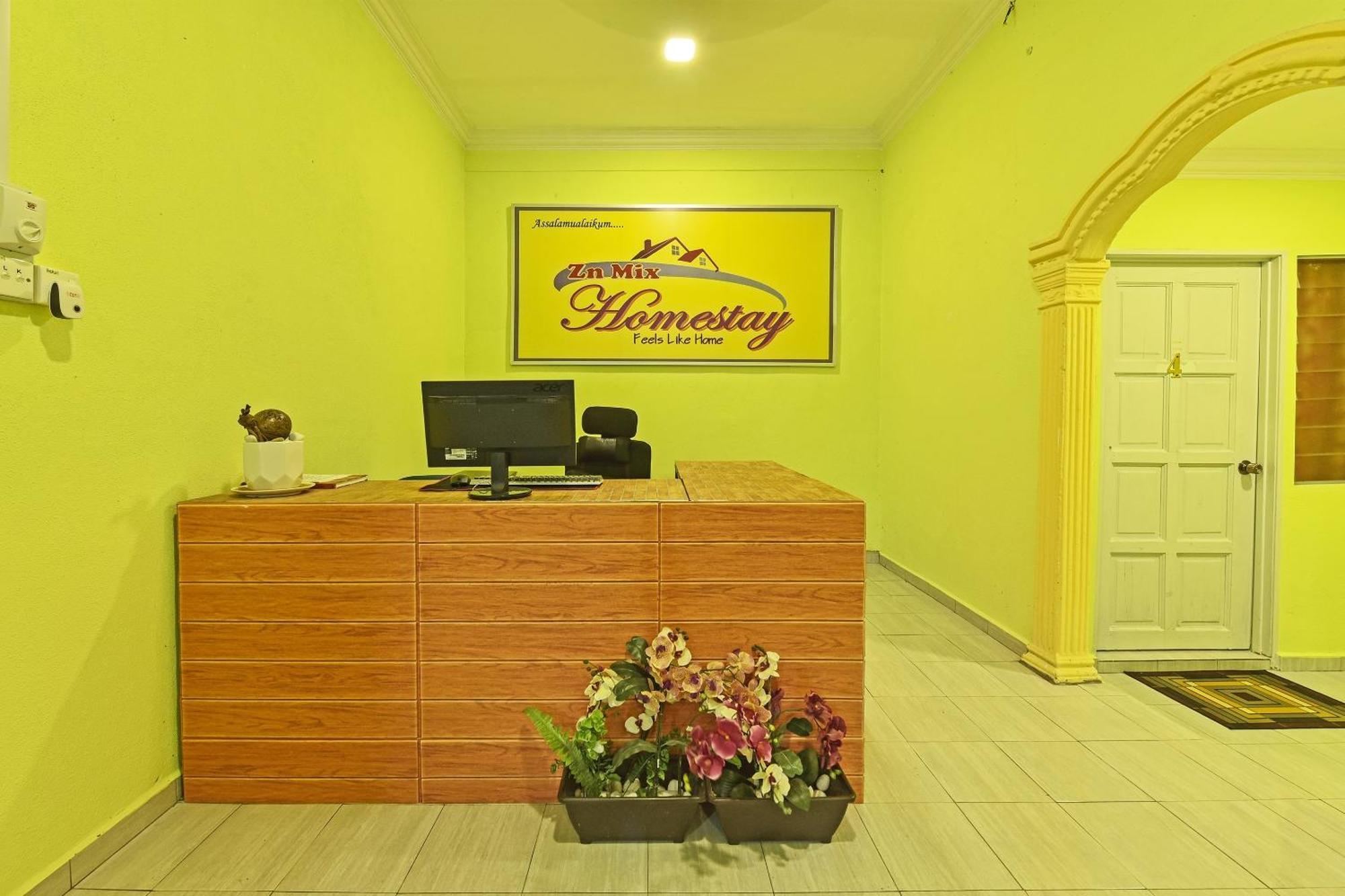Oyo 90551 Zn Mix Homestay & Roomstay Kampung Raja Exterior photo